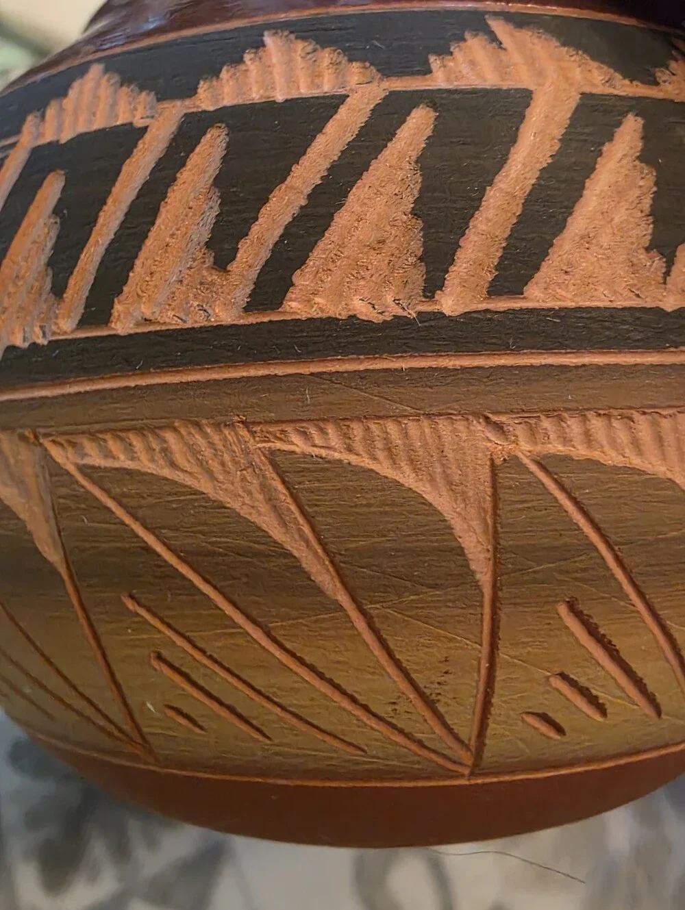 Authentic Laura Bahe Navajo Hand-Etched Pottery Vessel Southwest Art